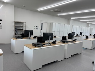 一般企業C（オフィス）